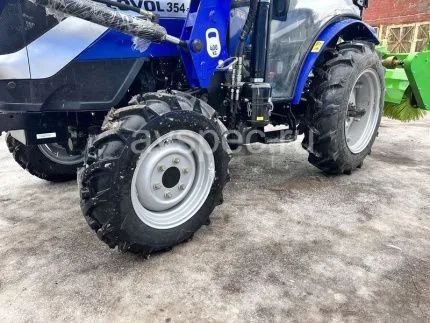 Фронтальный погрузчик TURS-400 для Lovol TЕ-354 и ТЕ-404