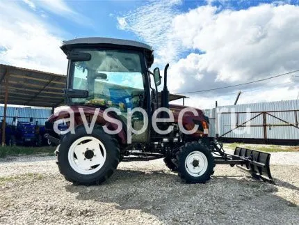 Трактор TZR Т-244 XL с кабиной и отвалом